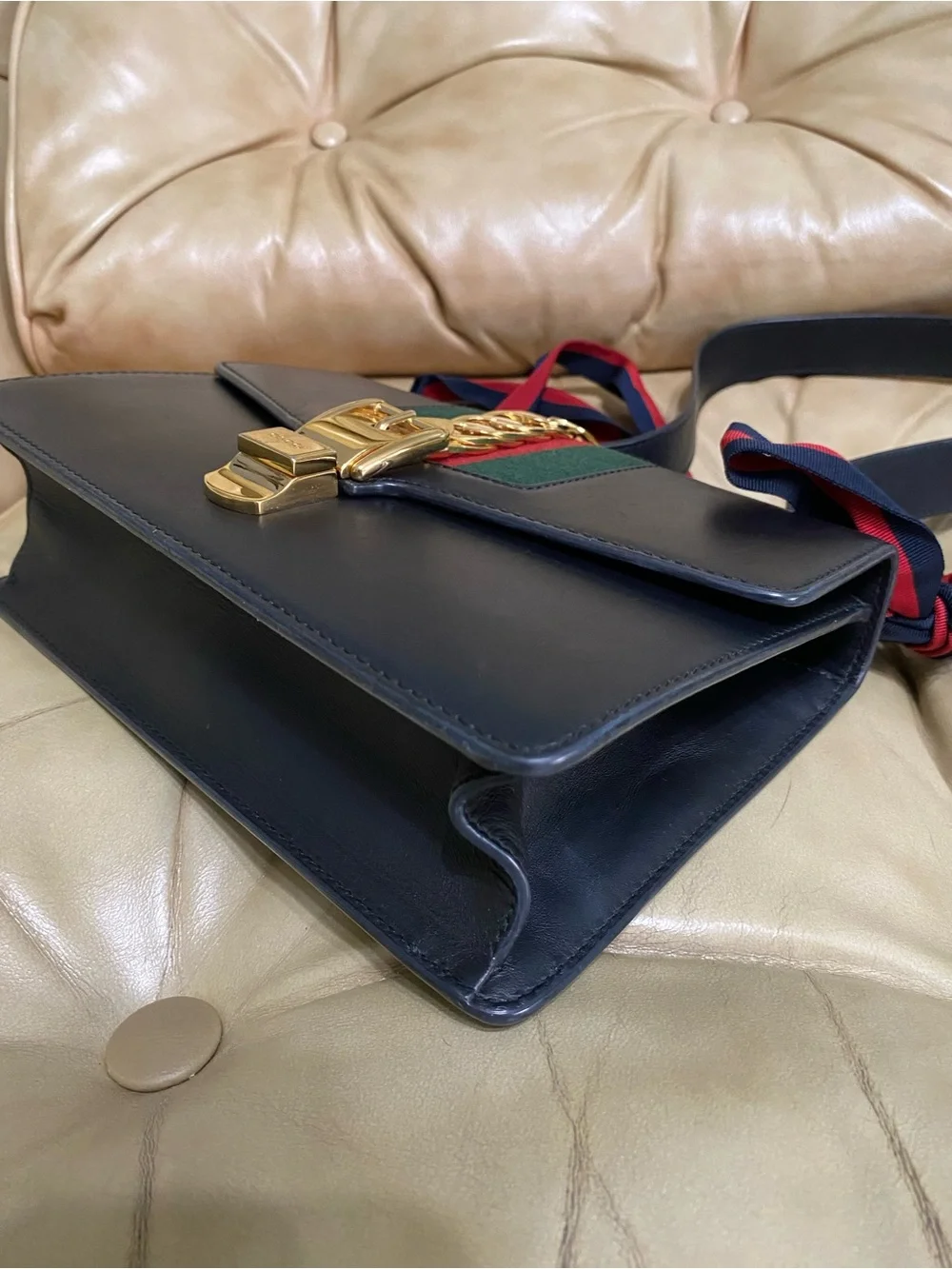 Sale! COA Gucci Sylvie SCUFFS Small Satchel w/Ribbon Strap Black Leather Chain - Picture 10 of 16